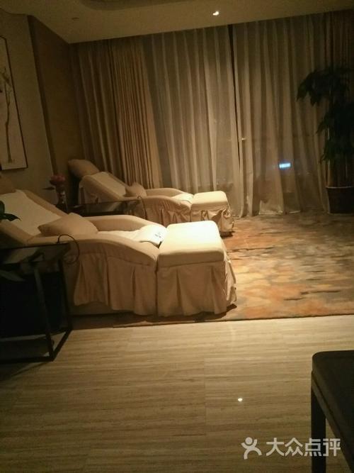 同事推荐的深圳点评好的足疗spa会馆，真的很给力