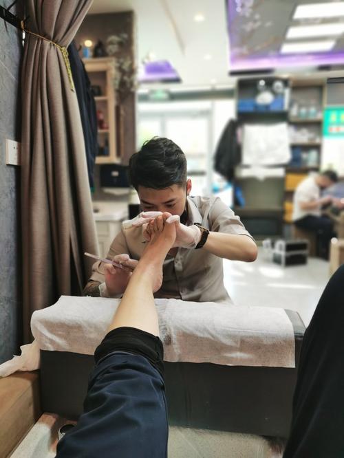 上周晚上去长沙天沙区好一点的按摩会所店，良心推荐来这里