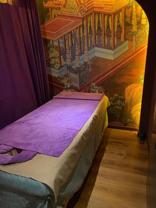 按摩店里的spa？按摩店里的精油对皮肤有没有副作用？